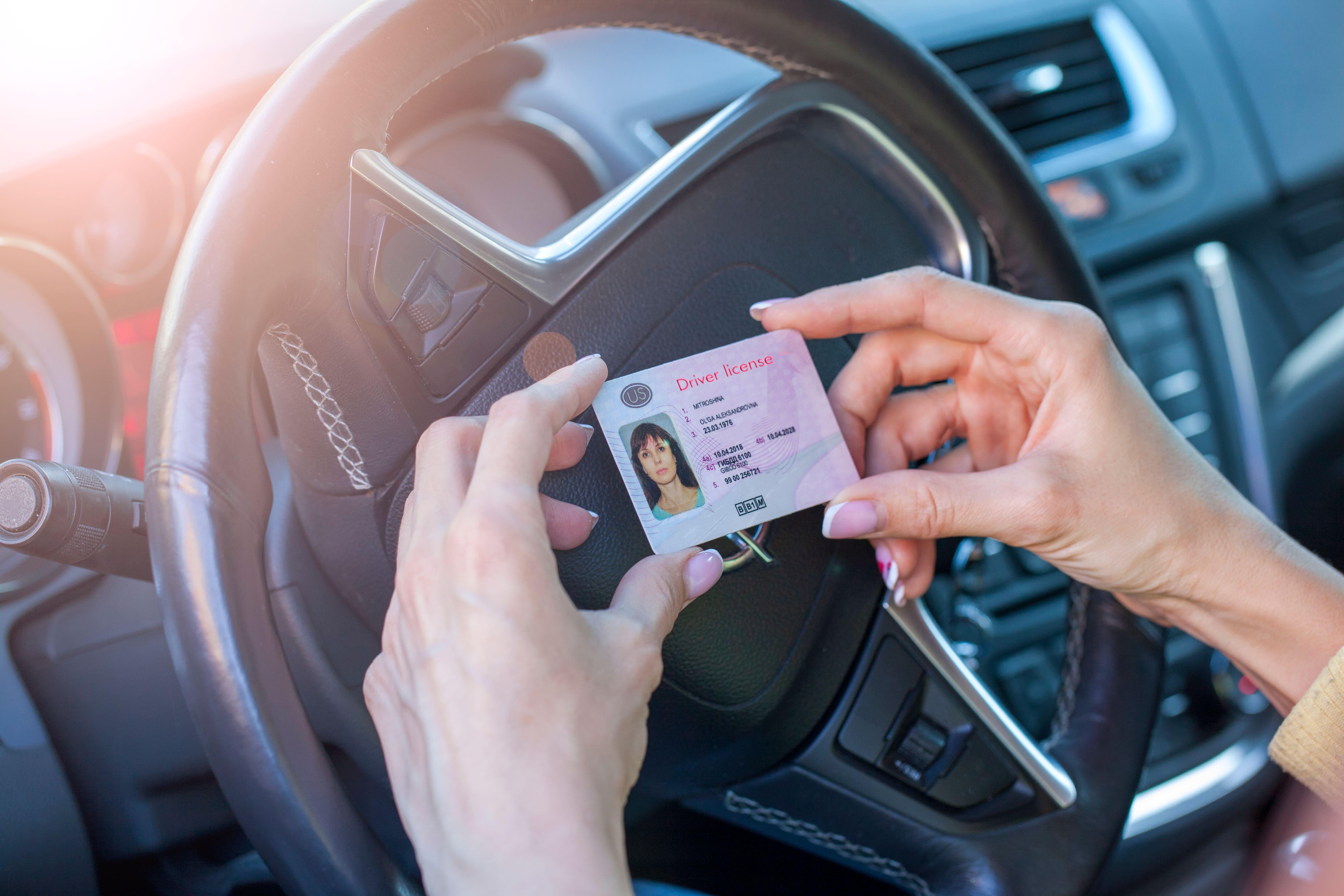 Правила получения водительских прав с 1 апреля. Получение водительских прав.